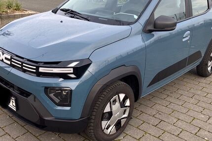 Dacia Spring 13.000 km 12.950 &euro; Friedberg 61169