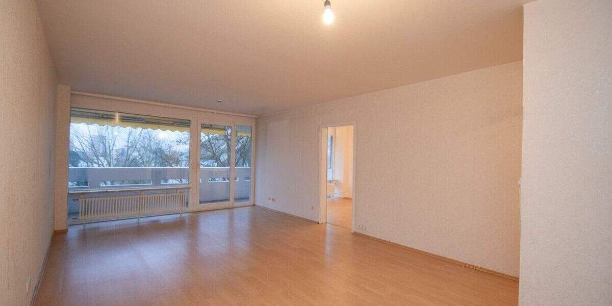 Lichtdurchflutete 3-Zimmer-Wohnung im gepflegten Mehrfamilienhaus mit Pool und Sauna 3 zimmer
