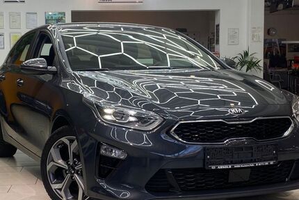Kia ceed / Ceed 64.102 km 16.700 &euro; Neu-Isenburg 63263