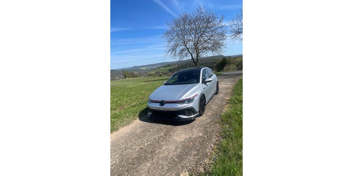VW Golf 95.700 km 29.499 &euro; Großkrotzenburg 63538