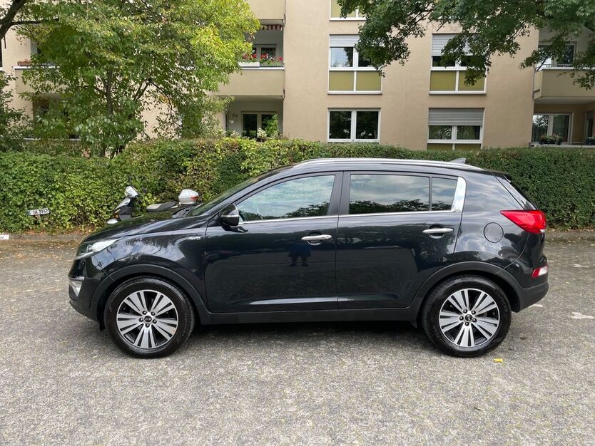 Kia Sportage 146.000 km 11.500 € Frankfurt 60529