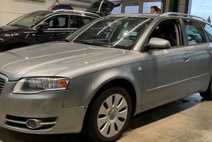 Audi A4 199.811 km 3.500 &euro; FRANKFURT 65933
