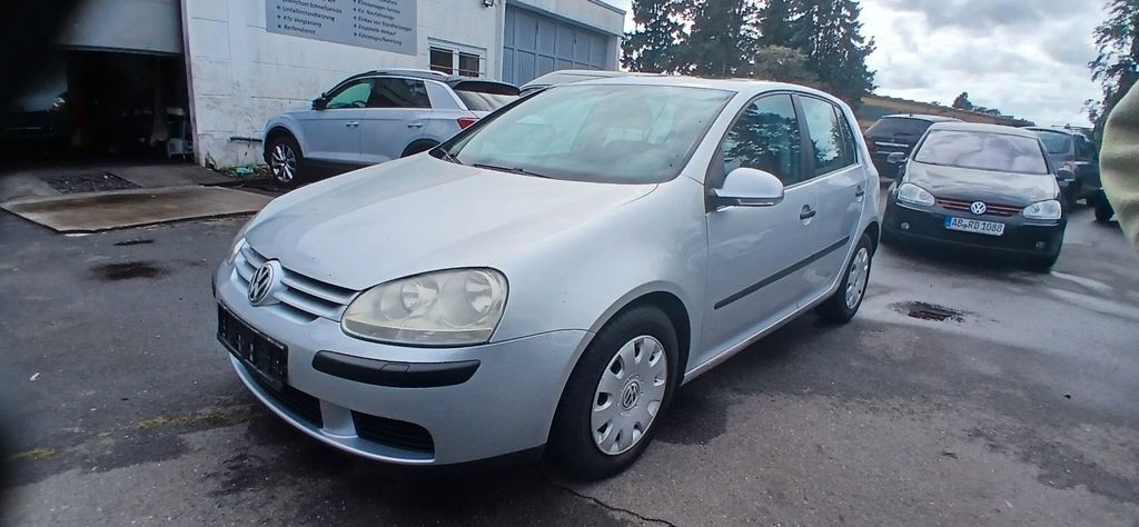 VW Golf 183.813 km 2.600 € Aschaffenburg 63741