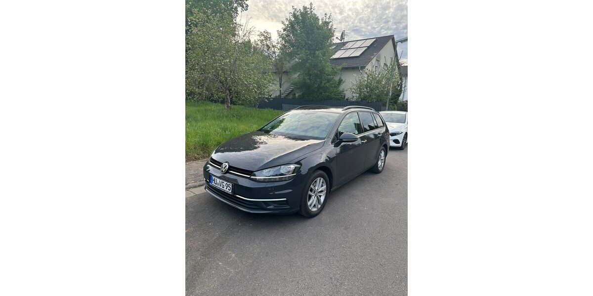 VW Golf 198.000 km 10.450 &euro; Maintal 63477
