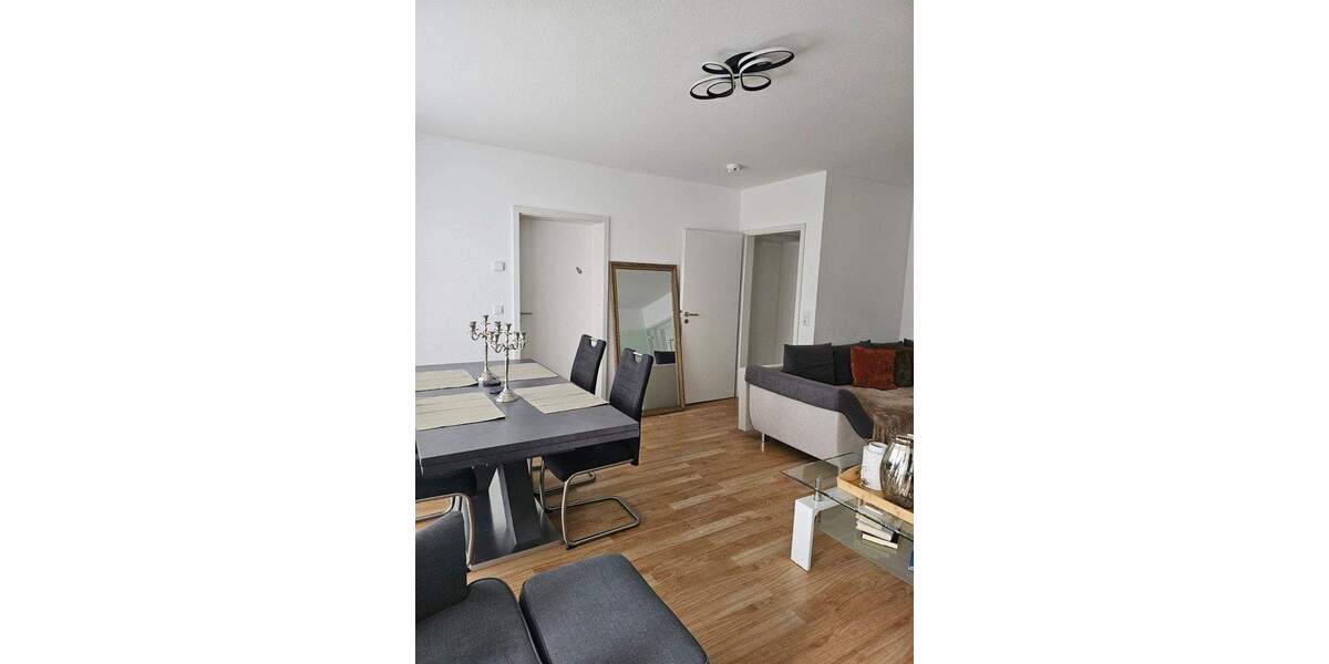 Provisionsfrei! Ruhige 3,5 Zimmer-ETW mit Balkon, Einbauküche, 2 Bädern, TG in gedämmter 8-MFH 3 zimmer