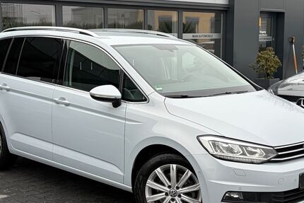 VW Touran 102.000 km 20.890 &euro; Seligenstadt 63500