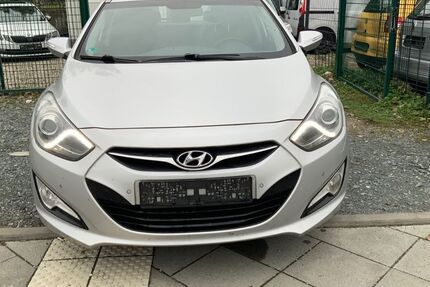 Hyundai i40 313.361 km 3.999 &euro; Frankfurt am Main 60486