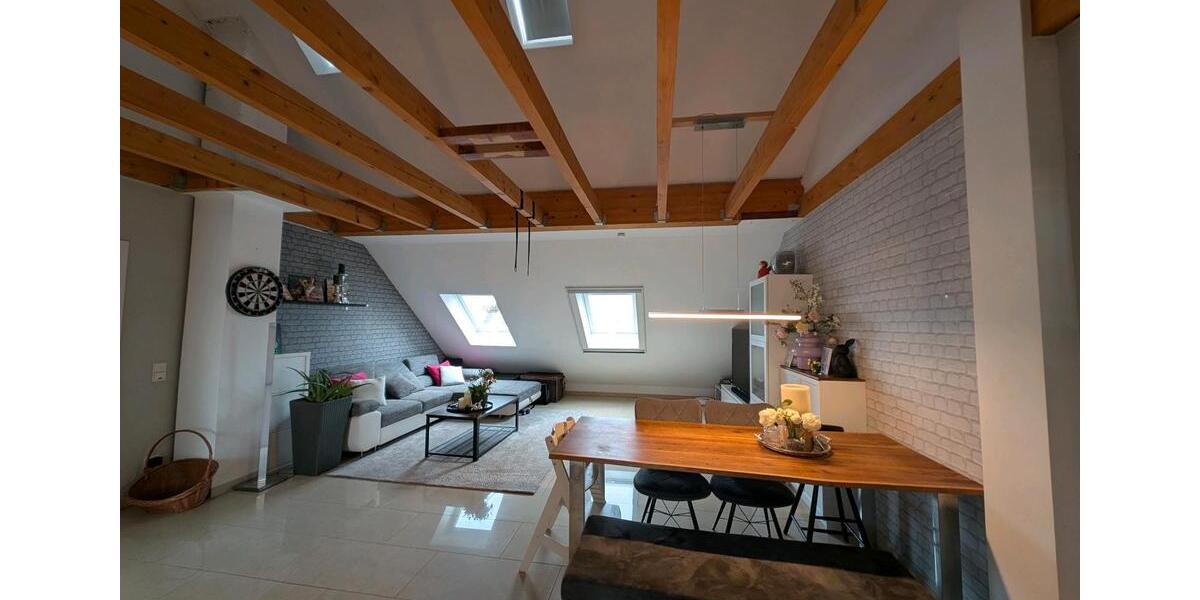 Dachgeschoßwohnung Frankfurt am Main Schwanheim - 2 Zimmer, 65 m&sup2;, 1.300&euro; | Angebot:26210879