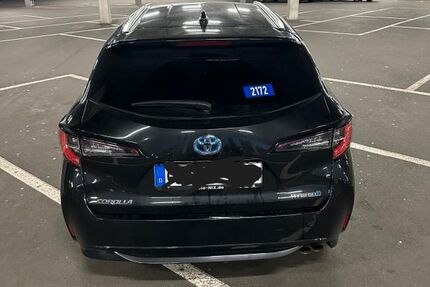 Toyota Corolla 100.000 km 21.900 &euro; Neu-Isenburg 63263