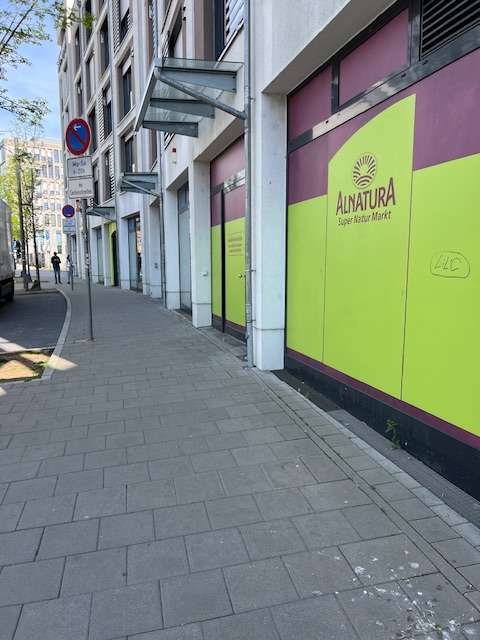 Einzelhandel in Offenbach 7.880 € 500 m²