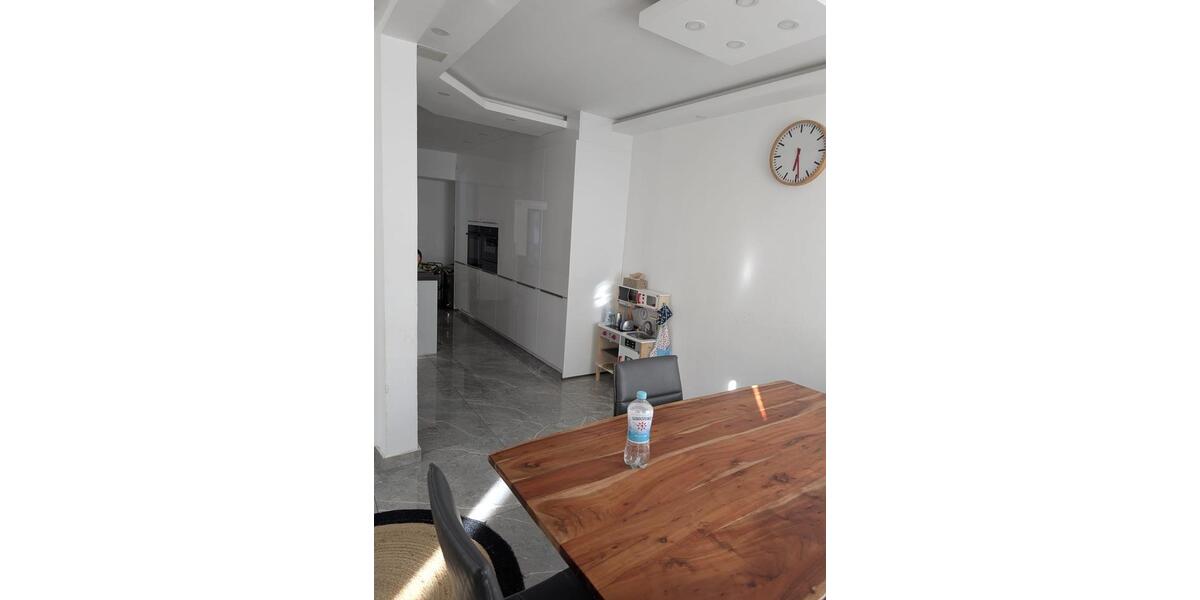 Einfamilienhaus Alzenau - 5 Zimmer, 145 m&sup2;, 2.200&euro; | Angebot:26533265