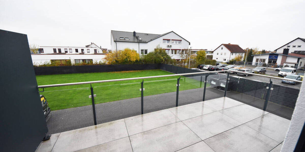 DIETZ: Gehobene 3-Zimmer Büro- Praxisfläche mit hochwertiger Einbauküche, Tageslichtbad, Kunden-WC! zimmer