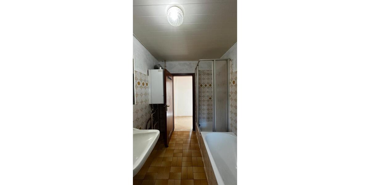 Erdgeschoßwohnung Limeshain - 4 Zimmer, 97 m&sup2;, 239.000&euro; | Angebot:25332533