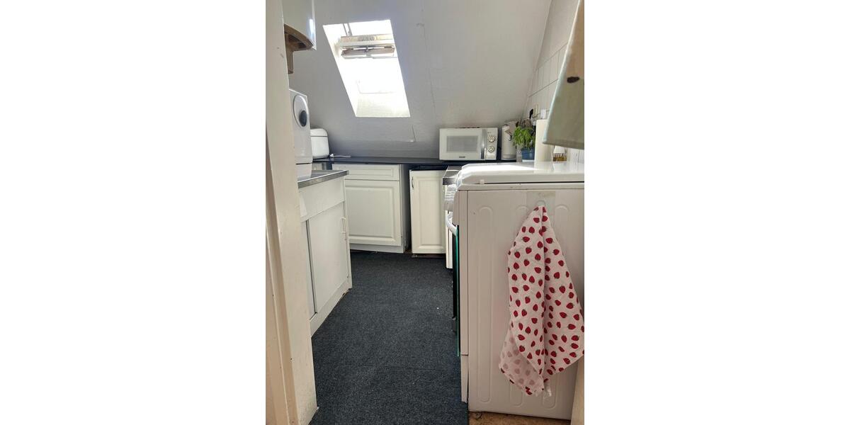 Dachgeschoßwohnung Darmstadt Bessungen - 2 Zimmer, 49 m&sup2;, 600&euro; | Angebot:26222876