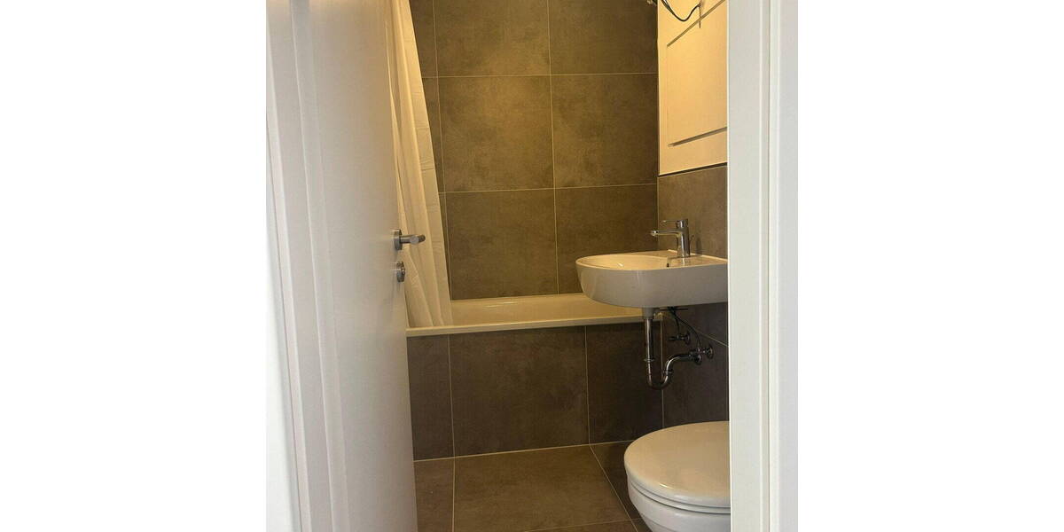 Etagenwohnung Hanau Kesselstadt - 3 Zimmer, 64 m&sup2;, 900&euro; | Angebot:26795117