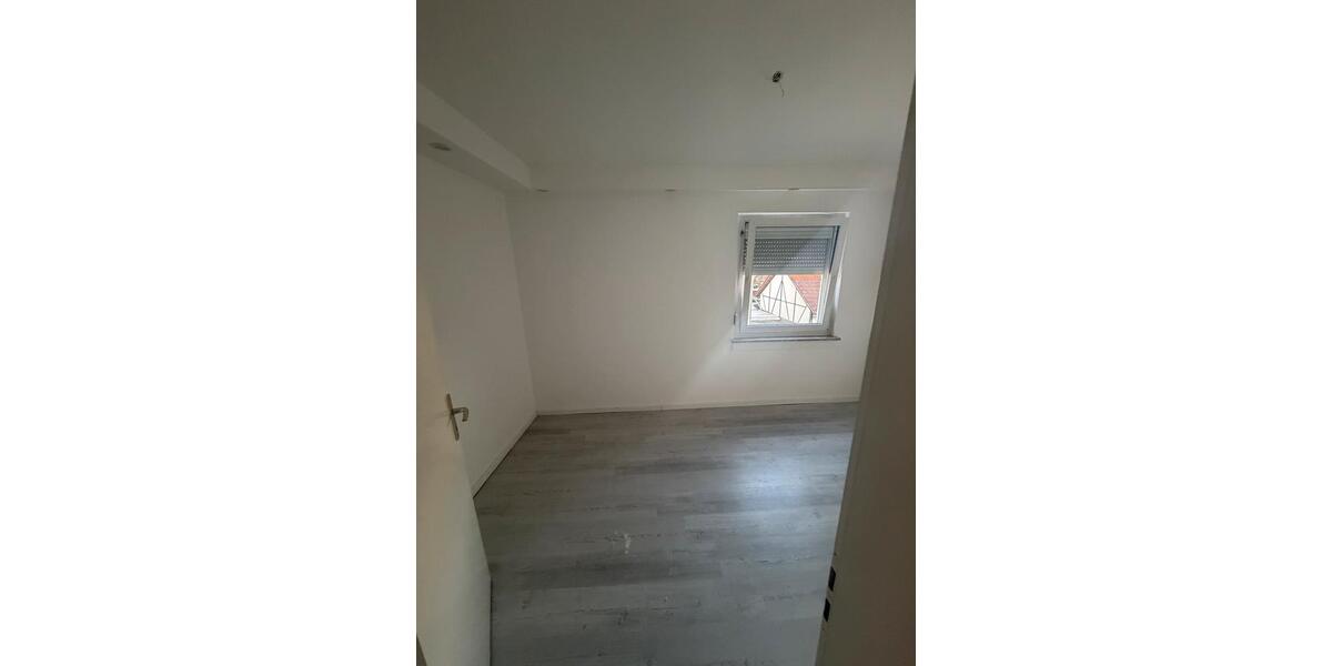 Reihenhaus Ronneburg - 4 Zimmer, 152 m&sup2;, 1.800&euro; | Angebot:25367731