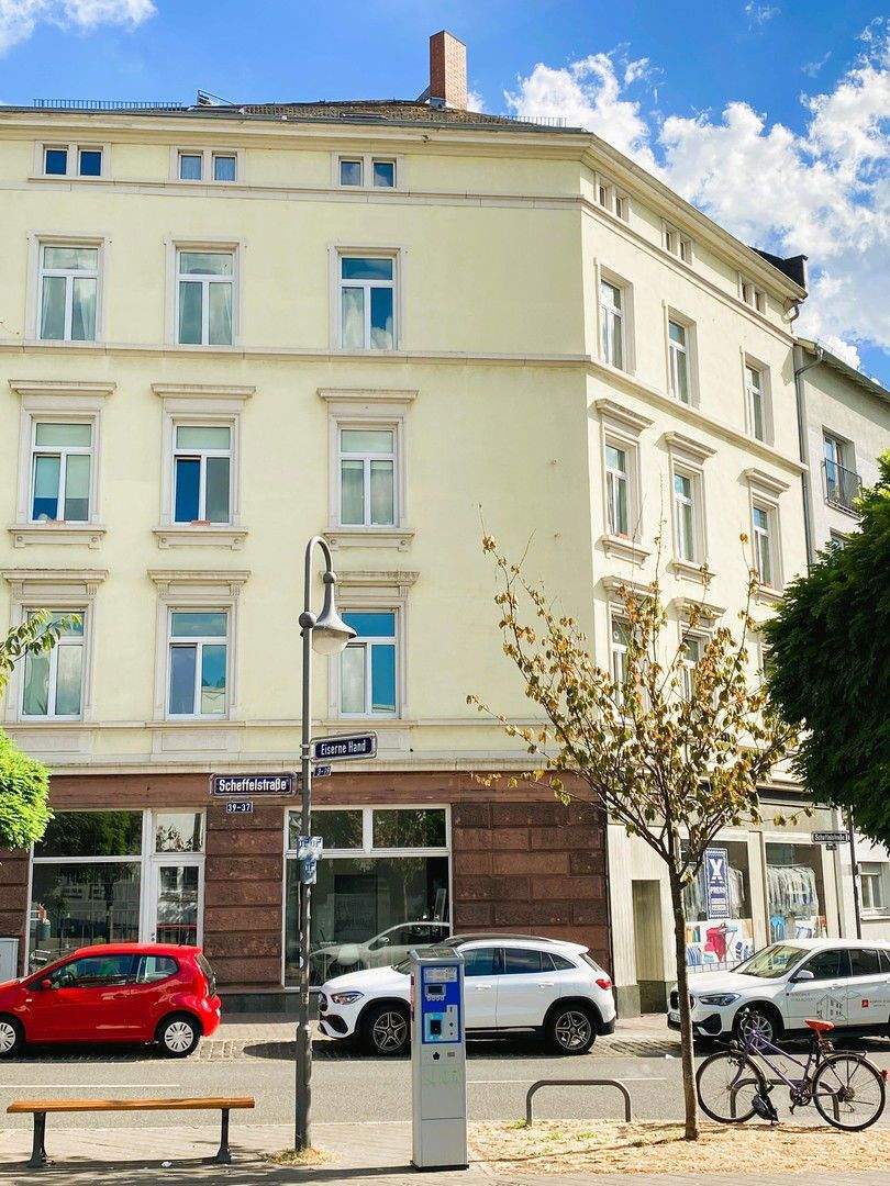 Bezugsfertige 3,5 Zimmer Dachgeschoss-Maisonette-Wohnung auf zwei Ebenen mit Balkon & Skylineblick 3 zimmer