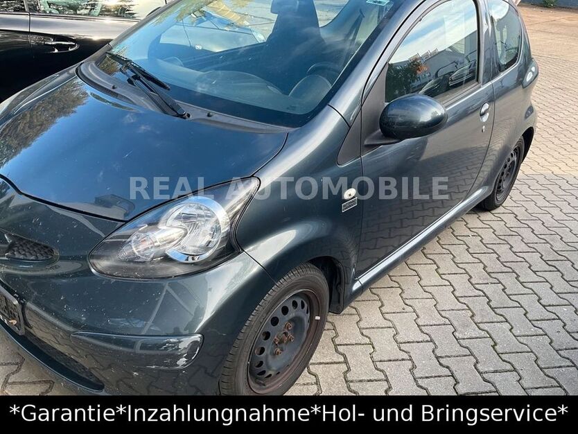 Toyota Aygo (X) 82.000 km 3.500 € Frankfurt am Main 65933