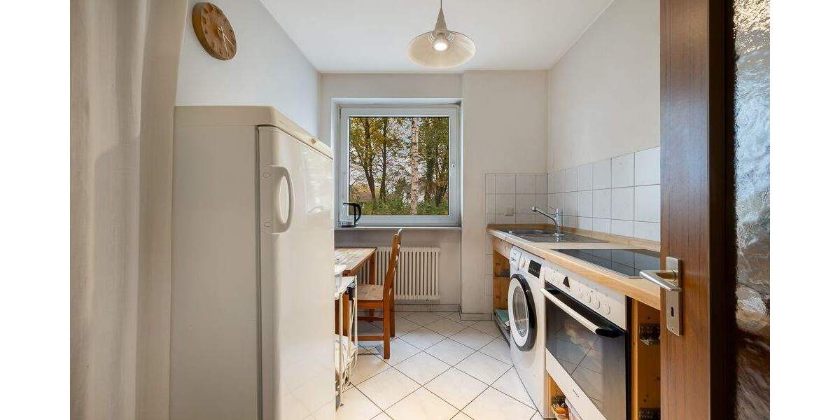 Helle 2-Zimmer-Wohnung mit sonniger Terrasse und Tiefgaragenstellplatz 2 zimmer