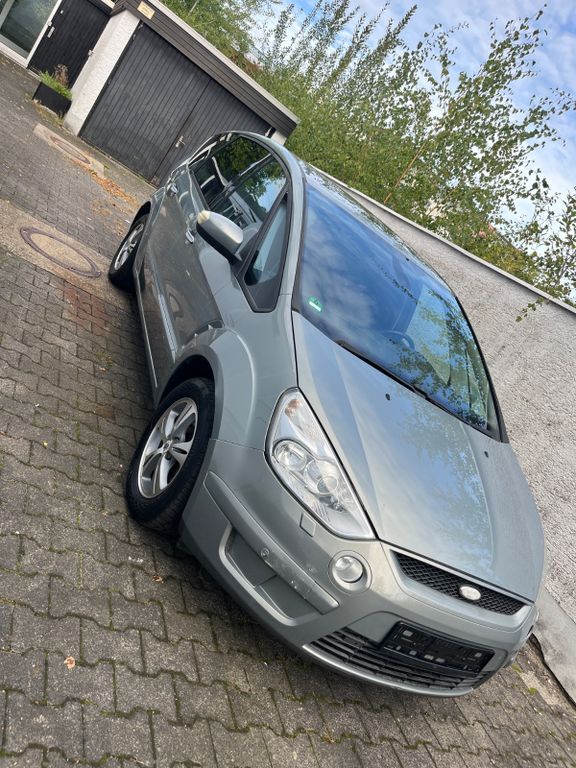Ford S-Max 255.000 km 4.900 € Frankfurt 60386