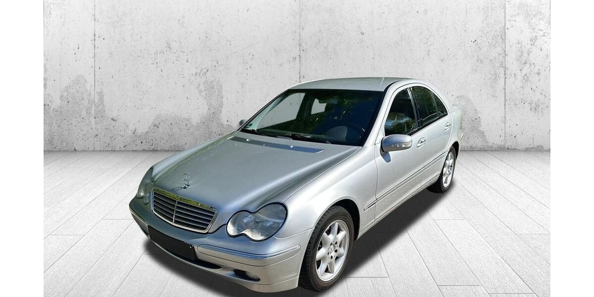 Mercedes-Benz C 240 194.837 km 1.950 &euro; Mörfelden-Walldorf 64546