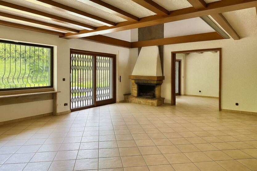 Repräsentativ und top gepflegt: Exclusive kleine Villa in Offenbach-Buchrain! 8 zimmer