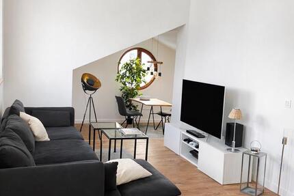 Helle top ausgestattete 2,5 Zimmer DG-Whg 2.5 zimmer