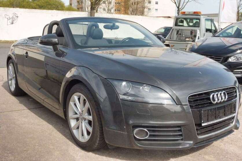 TT