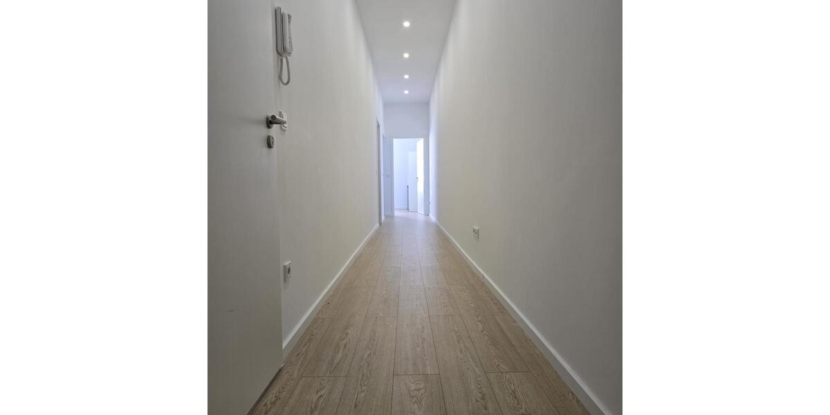 Kernsanierte vollmöblierte 2 Zimmer Wohnung zu vermieten 2 zimmer