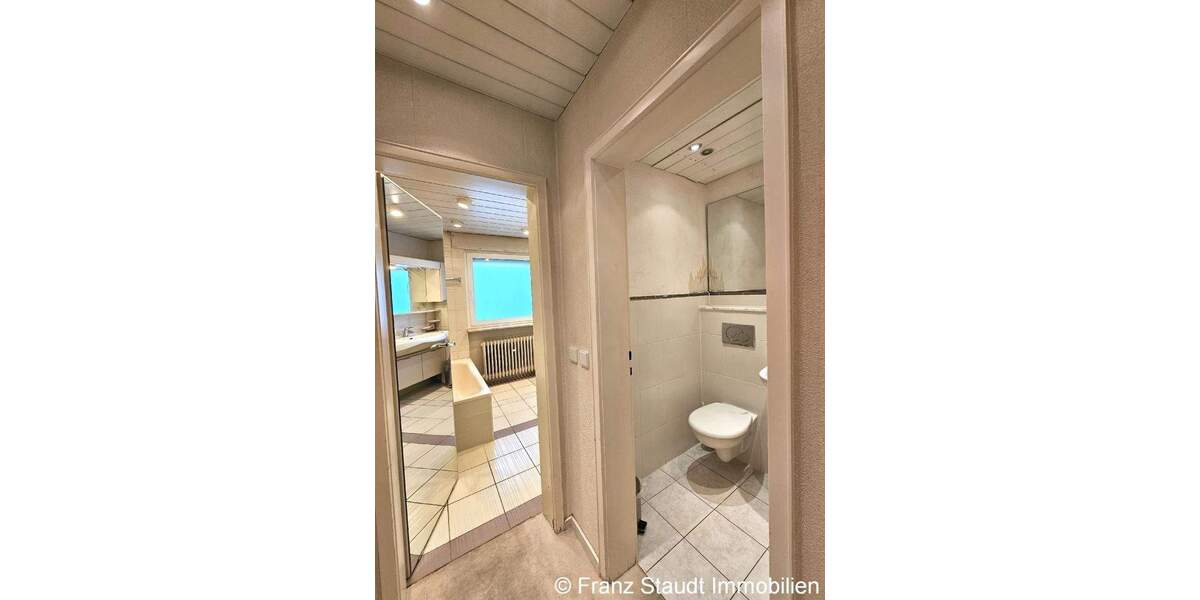 Bungalow Kleinostheim Waldstadt - 6 Zimmer, 204 m&sup2;, 940.000&euro; | Angebot:25725881