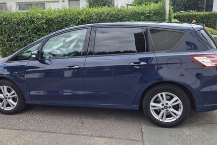 Ford S-Max 55.028 km 14.500 &euro; Friedrichsdorf 61381