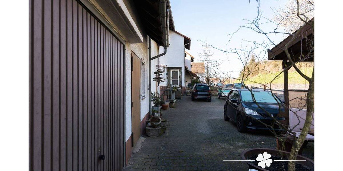 Mehrfamilienhaus, Wohnhaus Gründau / Hain-Gründau Hain-Gründau - 7 Zimmer, 204 m&sup2;, 429.000&euro; | Angebot:26291867