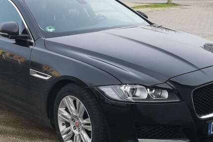 Jaguar XF 171.000 km 22.500 € Kelsterbach 65451