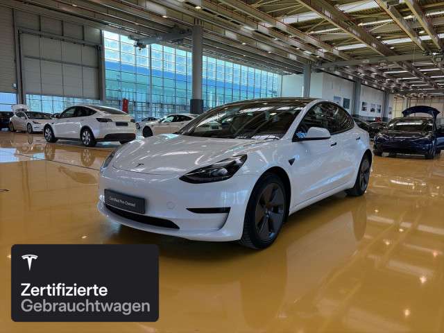 Tesla Model 3 60.602 km 27.000 &euro; Hanau 63457