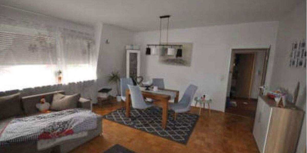 Praktische 3-4 und 7- Zi Wohnungen mit Balkon in Schöneck Büdesheim 4 zimmer