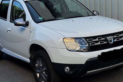 Dacia Duster 127.000 km 5.900 € Wiesbaden 65203