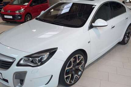 Opel Insignia 82.000 km 22.500 € Bad Vilbel 61118