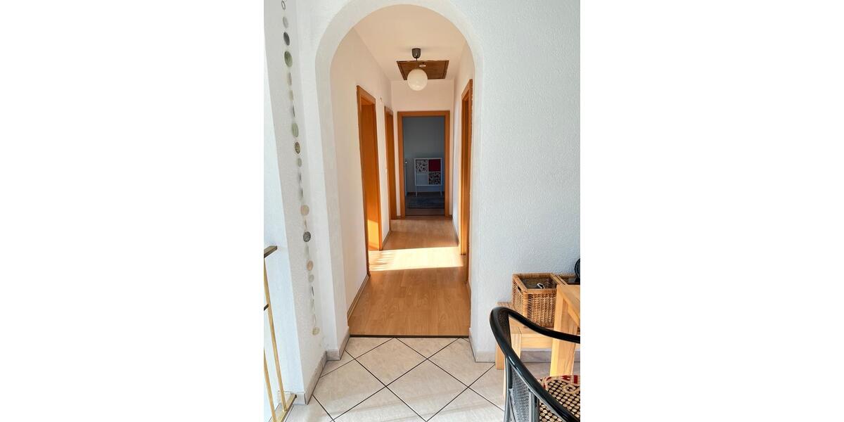Bungalow Niddatal - 9 Zimmer, 292 m&sup2;, 649.000&euro; | Angebot:27242860