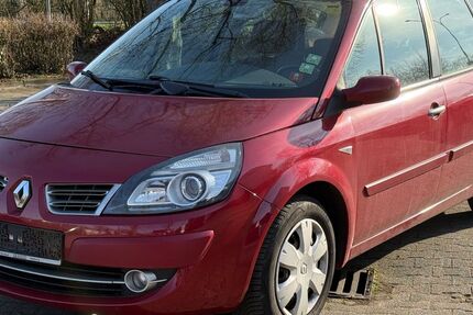 Renault Scenic 225.566 km 2.697 &euro; Rüsselsheim 65428