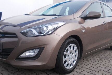 Hyundai i30 88.000 km 7.900 € Mörfelden 64546