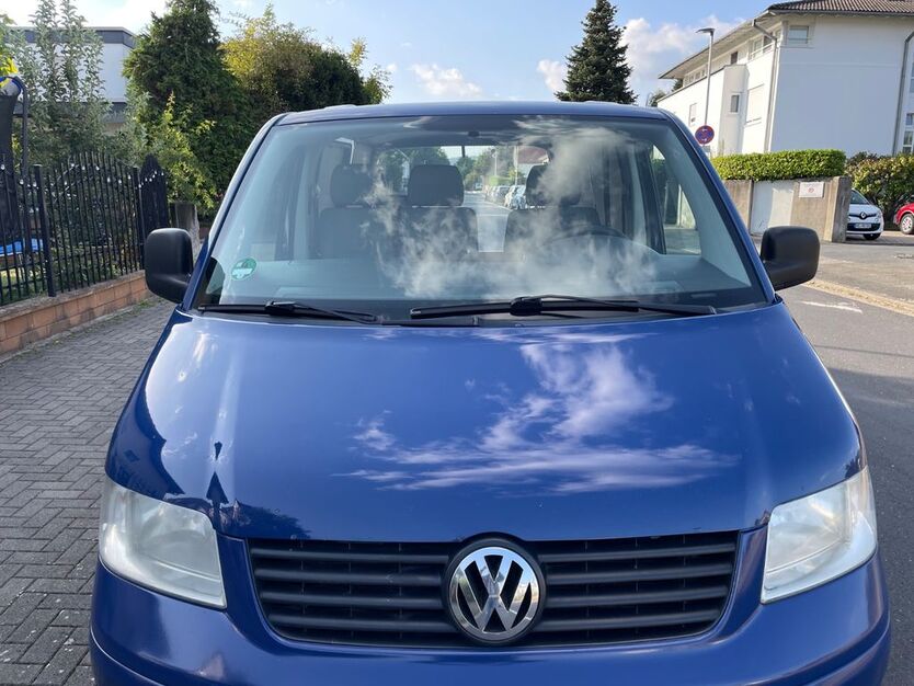 VW T5 Transporter 380.000 km 4.900 € Friedrichsdorf 61381