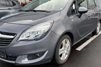 Opel Meriva 122.000 km 7.000 € Frankfurt 65933