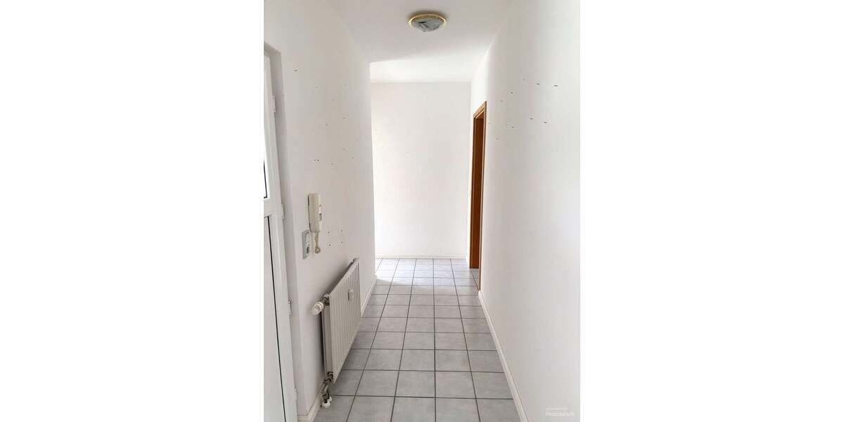 Schöne Doppelhaushälfte in Wehrheim mit zwei Wohnungen, Garten & Garage - Doppelhaushälfte Wehrheim | Angebot:27271153