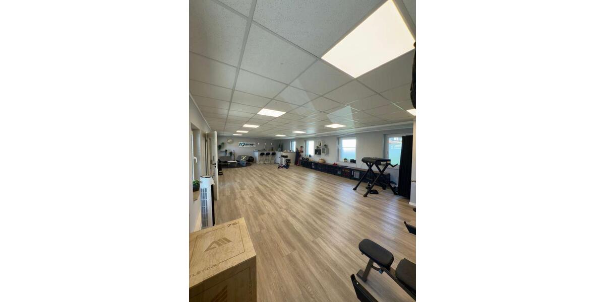 Gewerbeobjekt Wehrheim - 950&euro; | Angebot:26544288