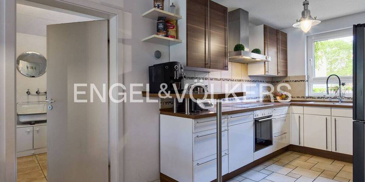 Reihenendhaus Rosbach vor der Höhe Nieder-Rosbach - 5 Zimmer, 155 m&sup2;, 620.000&euro; | Angebot:26886576
