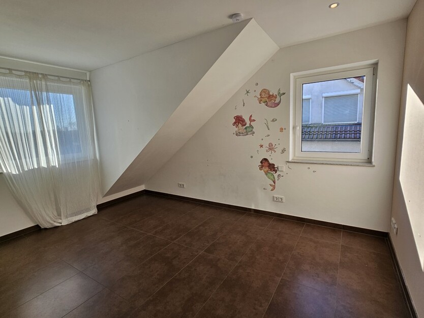 Modernes 1-2 Generationenhaus in familienfreundlicher Wohnlage von Mühlheim! 7 zimmer