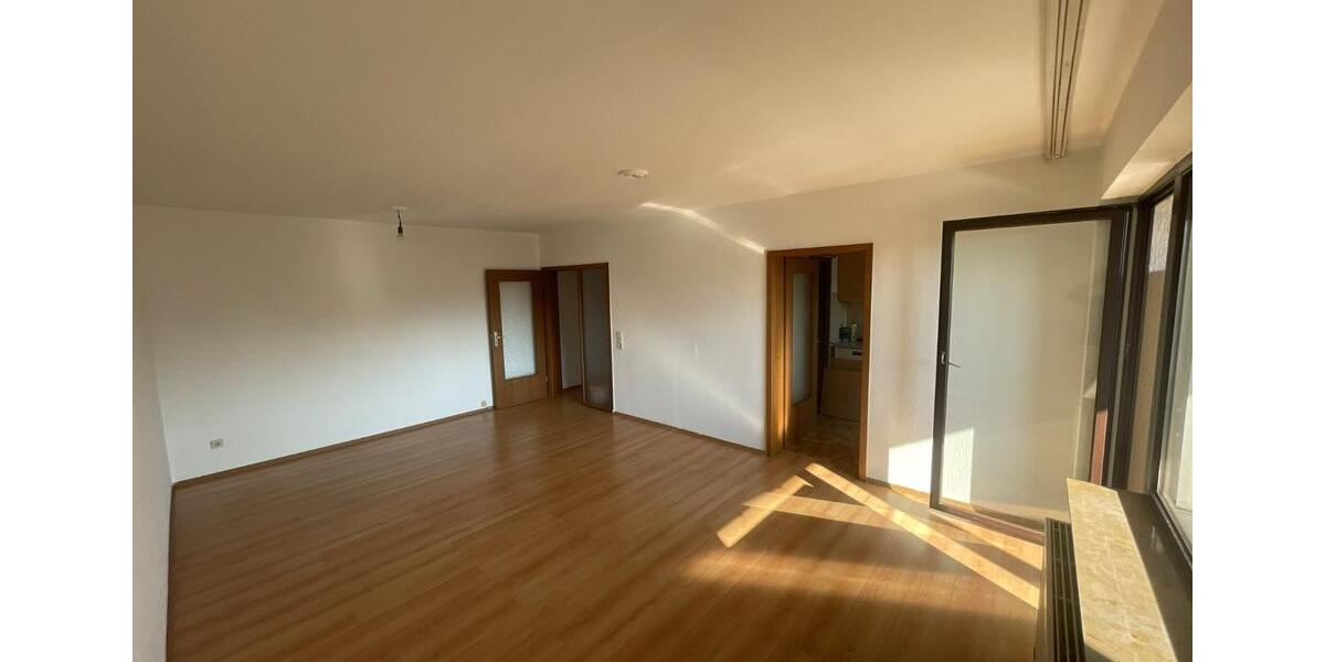 Dachgeschoßwohnung Offenbach am Main Hafen - 2 Zimmer, 67 m&sup2;, 299.999&euro; | Angebot:26990672