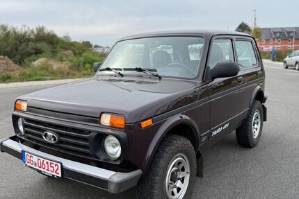 Lada Taiga 87.000 km 9.999 € Nauheim (bei Groß-Gerau) 64569