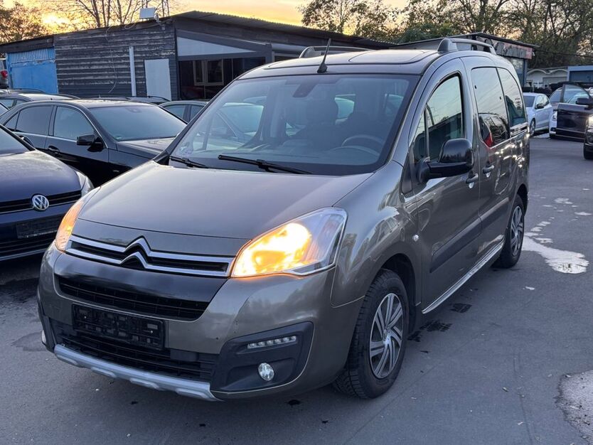 Citroen Berlingo 242.800 km 6.490 € Frankfurt 60486