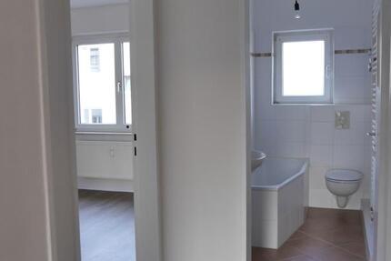 Schöne 2-Zimmer-Wohnung mit Tageslichtbad und Balkon im Limes-Quartier zu vermieten zimmer